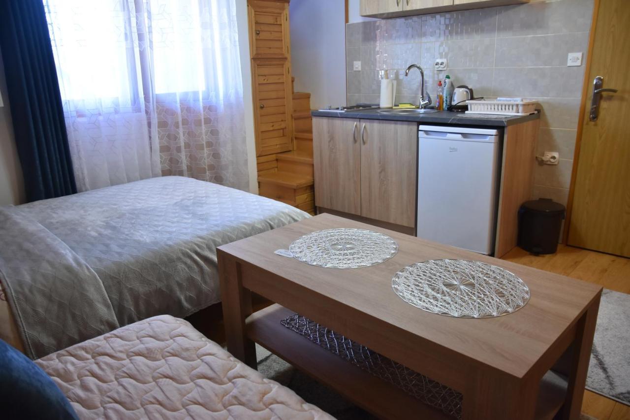 Apartment Vuk Жабляк Экстерьер фото